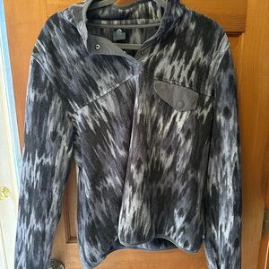 Stylish Black and Gray V-Neck Sweater
